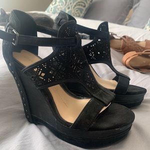 Gianni Bini wedges! Black. Size 7. Great condition